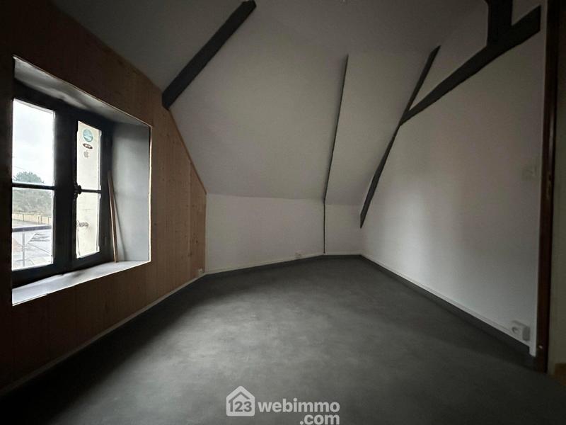 Maison - 205 m² - 7 pièces