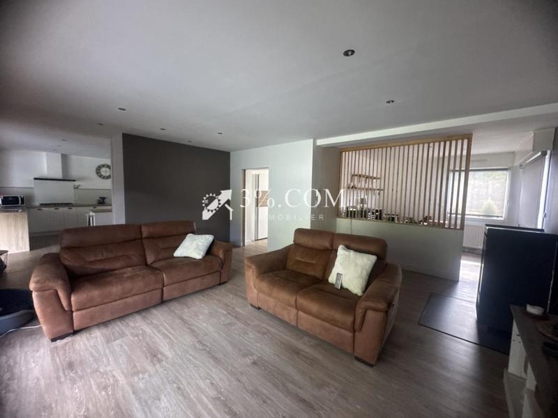 Pavillon - 140 m² - 8 pièces