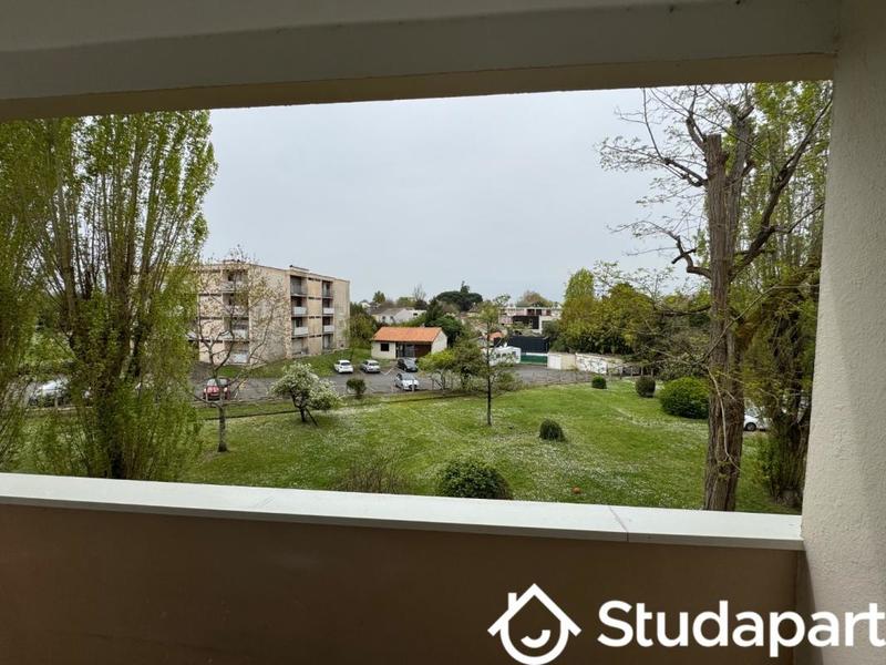 Chambre - 12 m² - 1 pièce