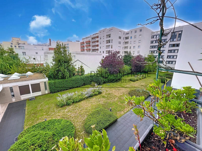 Appartement - 102 m² - 5 pièces