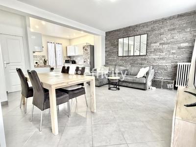 Pavillon - 80 m² - 4 pièces