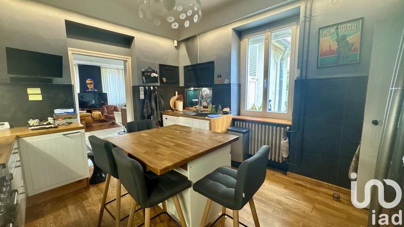 Maison - 190 m² - 8 pièces