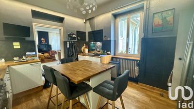 Maison - 190 m² - 8 pièces