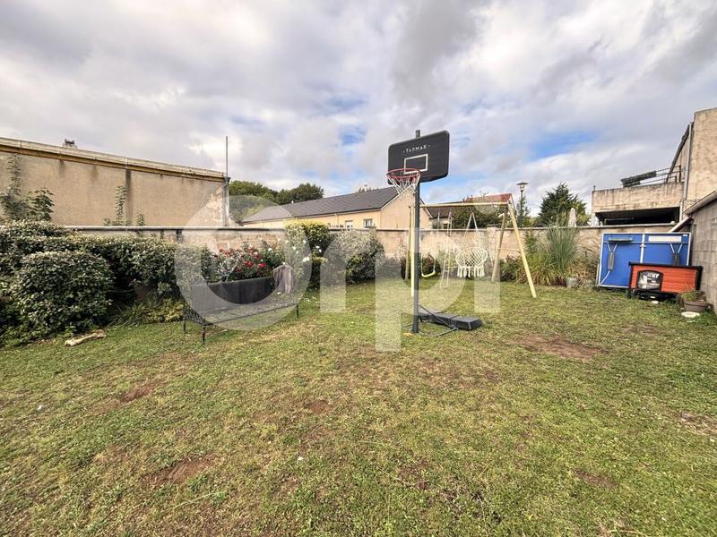 Pavillon - 100 m² - 6 pièces