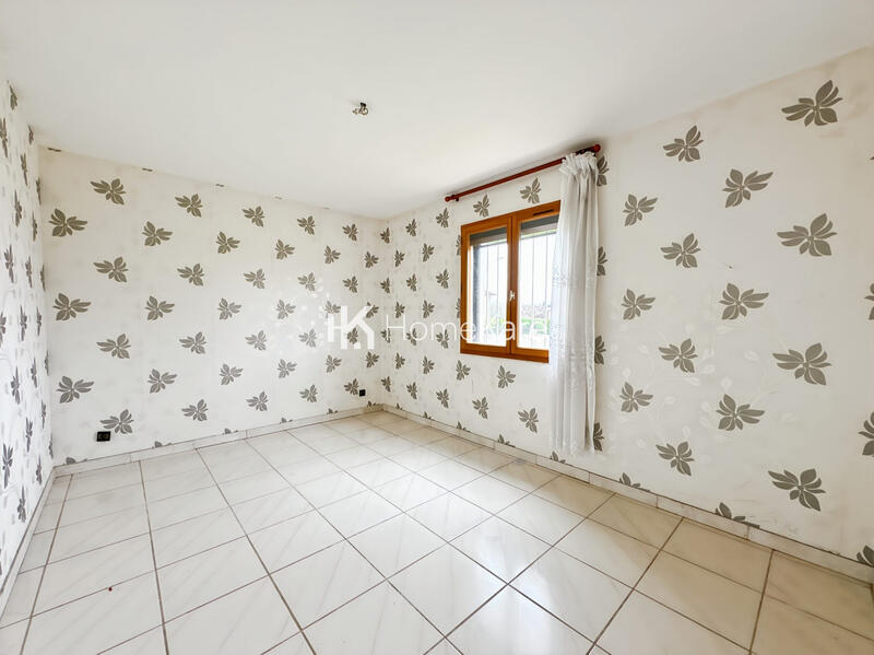 Maison - 120 m² - 4 pièces