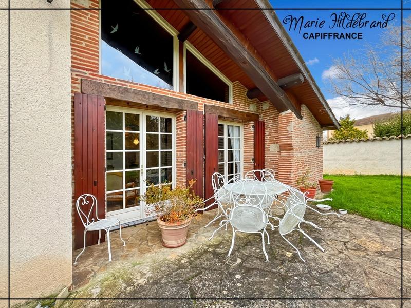 Maison - 200 m² - 6 pièces