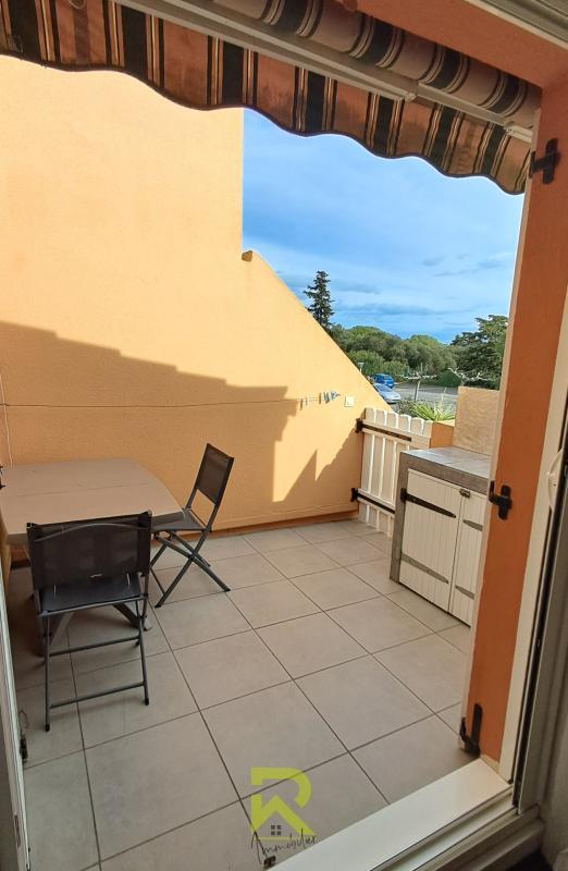 Studio - 25 m² - 1 pièce