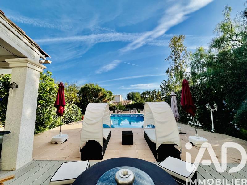 Maison - 179 m² - 6 pièces