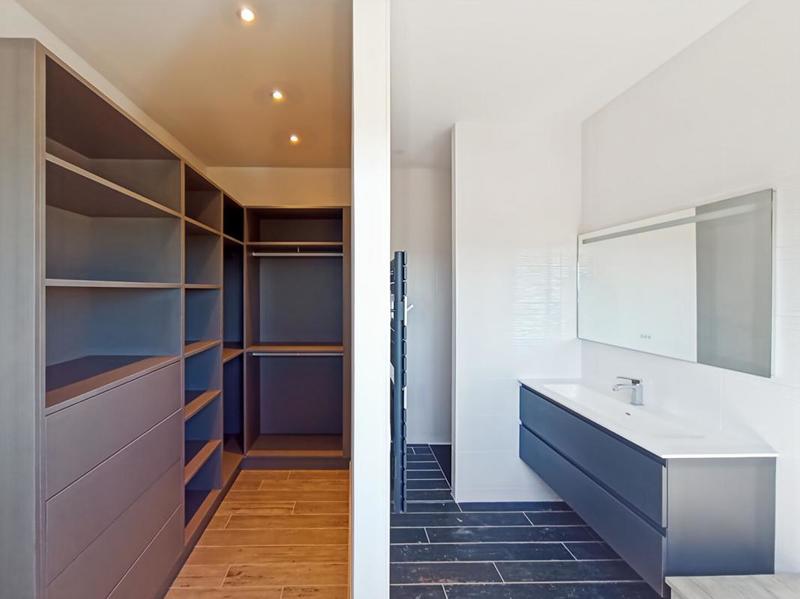 Maison - 195 m² - 6 pièces