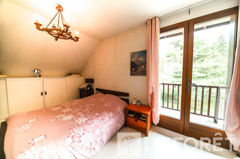 Maison - 180 m² - 6 pièces