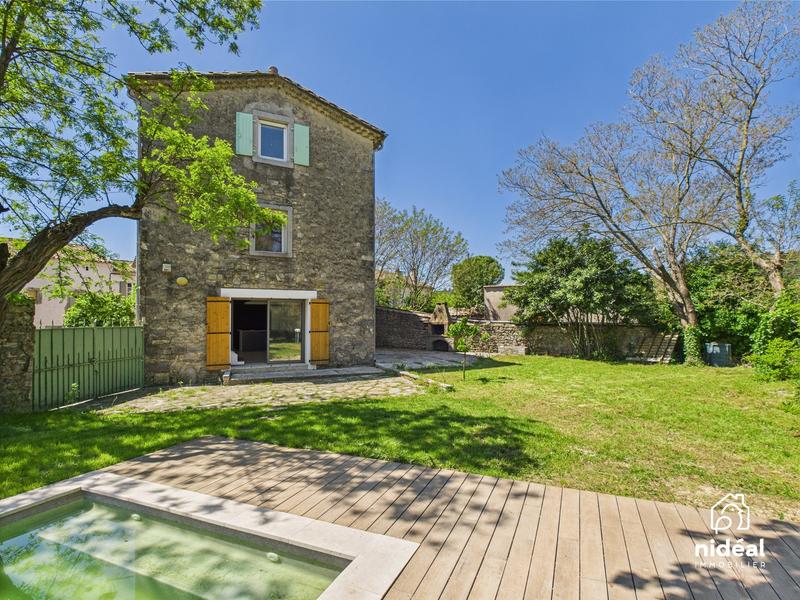 Mas - 166 m² - 7 pièces