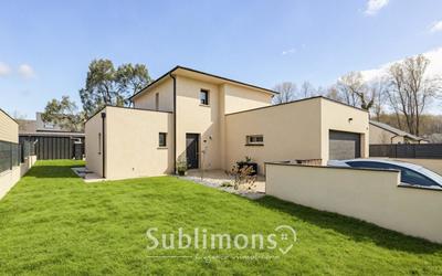 Maison - 122 m² - 5 pièces