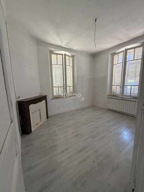 Immeuble - 76 m² - 4 pièces