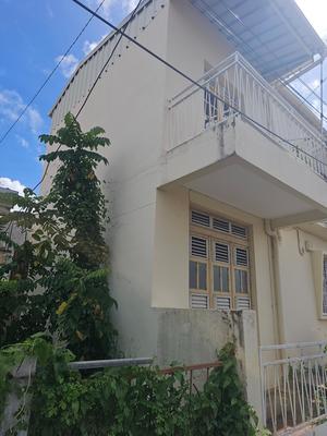 Maison - 100 m² - 6 pièces