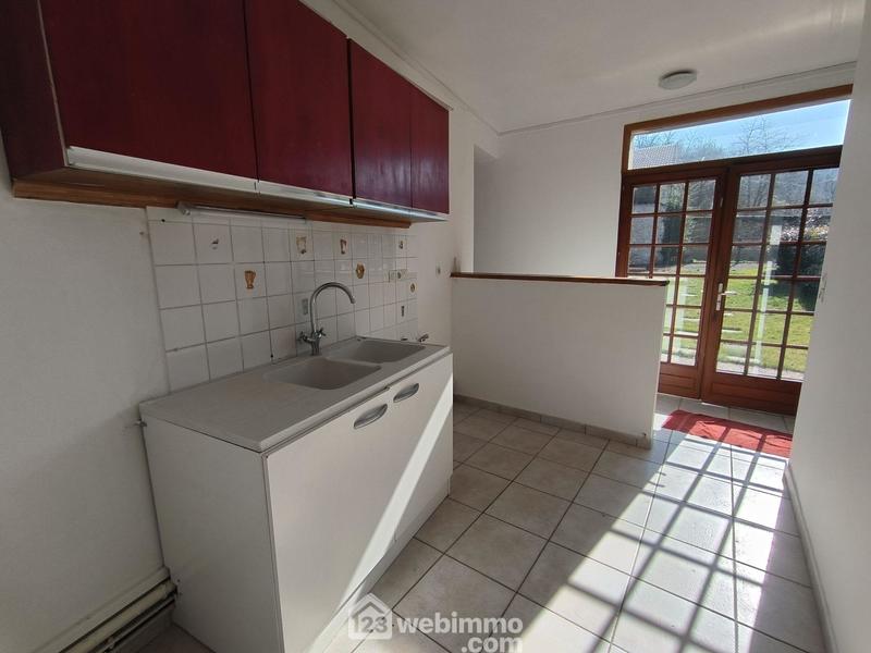 Maison - 180 m² - 8 pièces