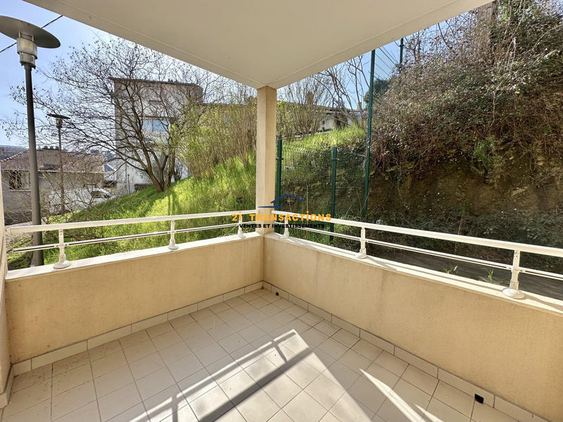 Appartement - 75 m² - 4 pièces