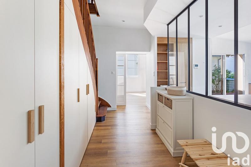 Maison de ville - 210 m² - 8 pièces