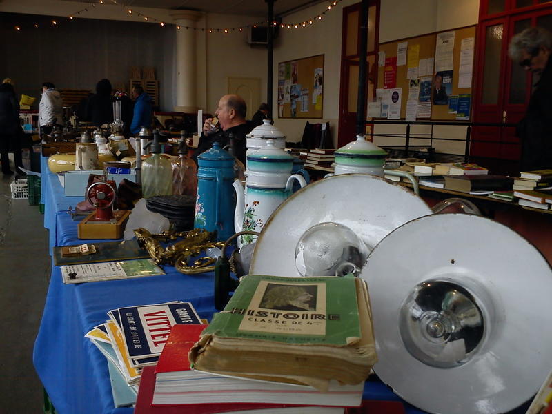 Brocante - bric à brac - artisanat