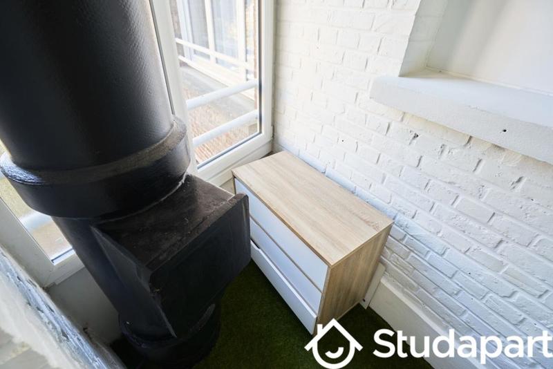 Chambre - 10 m² - 1 pièce