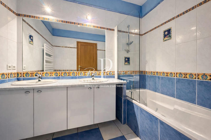 Maison - 145 m² - 5 pièces