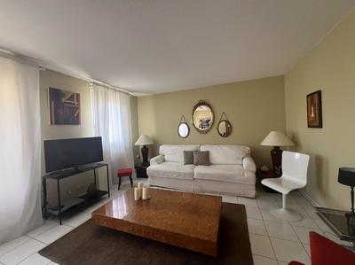 Appartement - 72 m² - 3 pièces