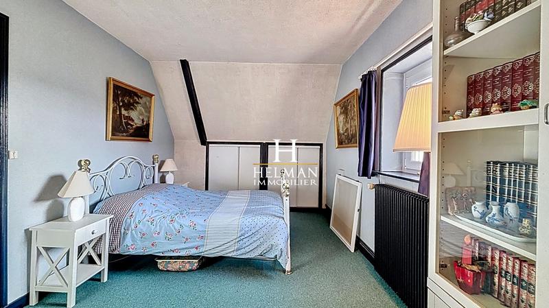 Maison - 159 m² - 7 pièces