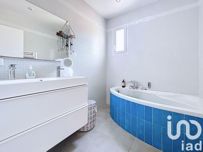 Maison - 103 m² - 5 pièces