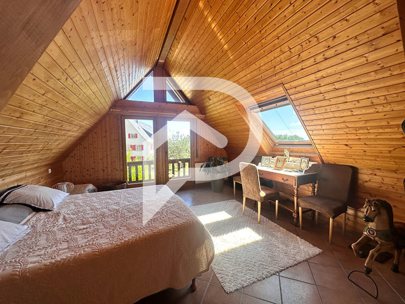 Châlet - 131 m² - 6 pièces