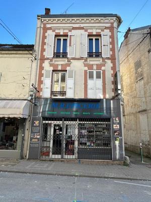 Immeuble - 135 m² - 2 pièces