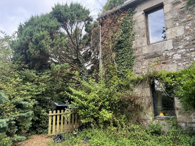 Maison - 280 m² - 10 pièces