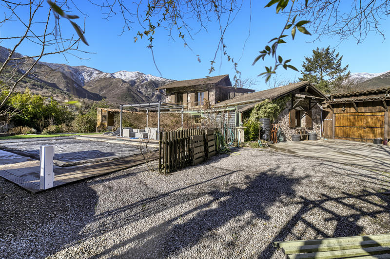 Maison - 150 m² - 6 pièces