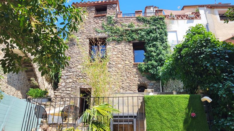 Maison - 260 m² - 10 pièces