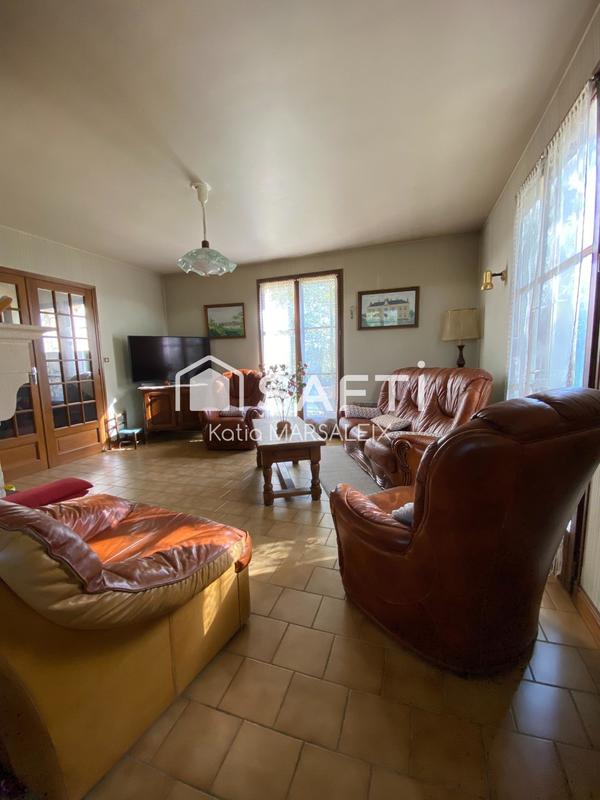 Maison - 166 m² - 6 pièces