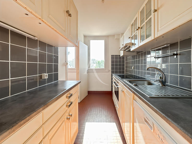 Appartement - 65 m² - 4 pièces