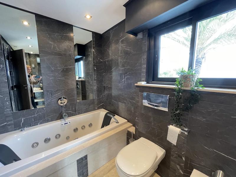 Villa - 224 m² - 5 pièces