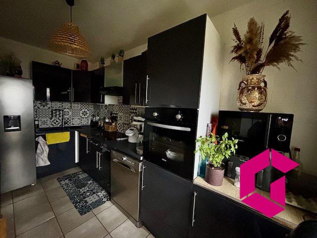 Appartement - 75 m² - 4 pièces