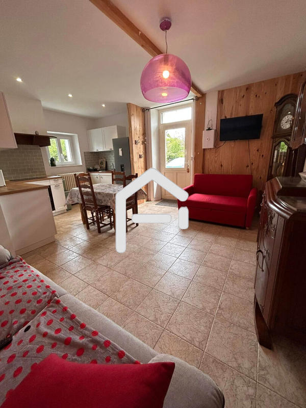 Maison - 400 m² - 16 pièces