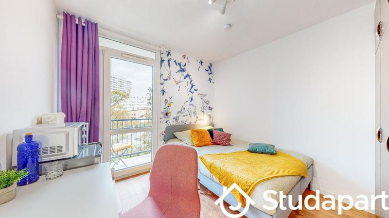 Chambre - 12 m² - 1 pièce