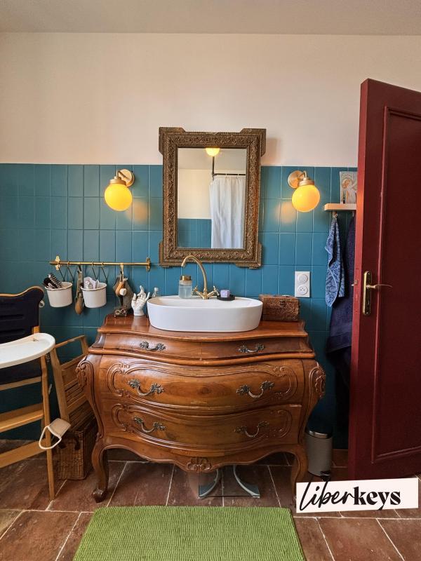 Maison - 238 m² - 6 pièces