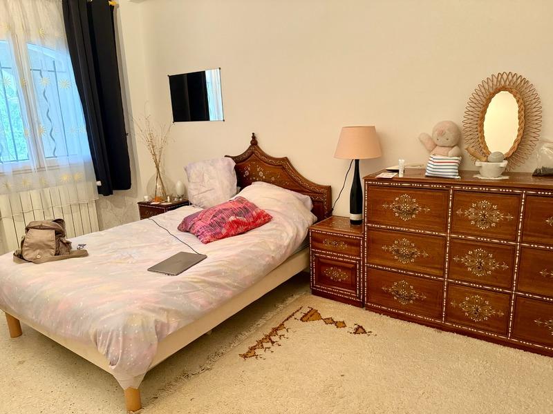 Maison - 307 m² - 18 pièces