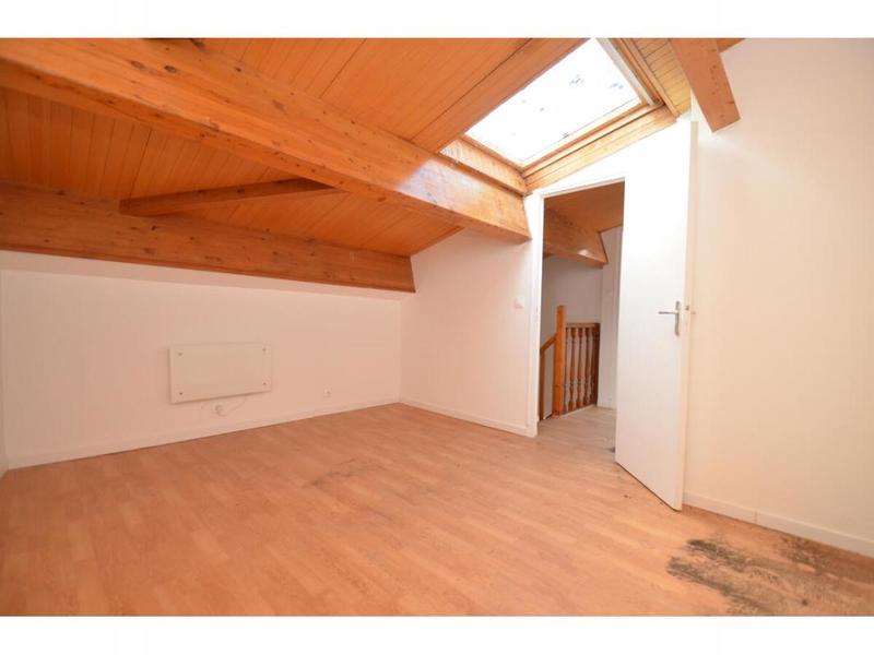 Appartement - 217 m² - 10 pièces