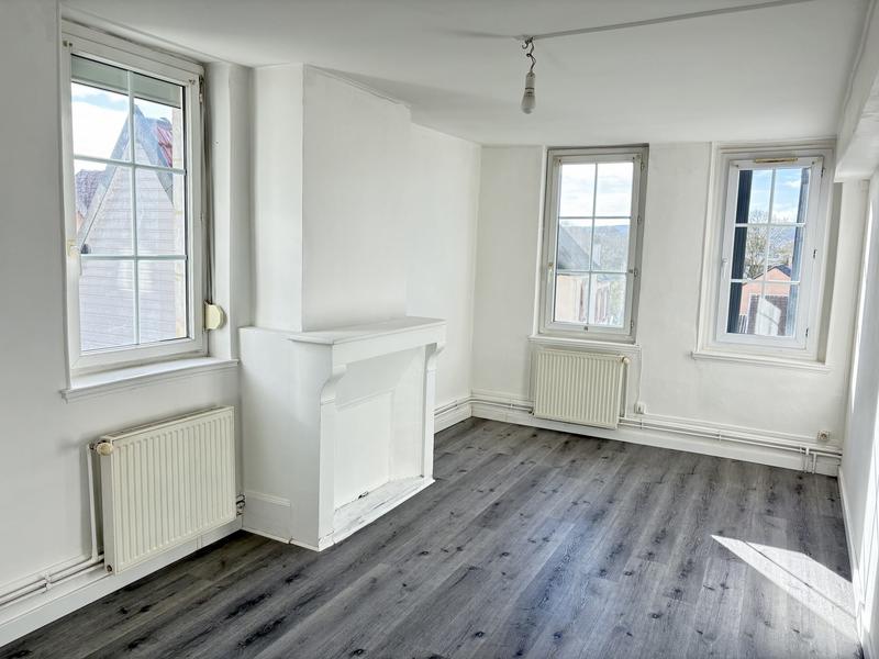 Appartement - 130 m² - 6 pièces