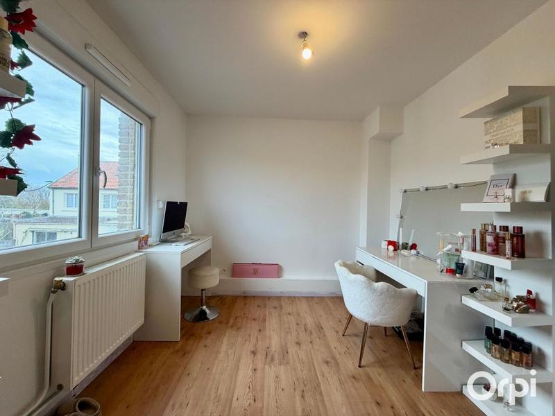 Maison - 110 m² - 6 pièces