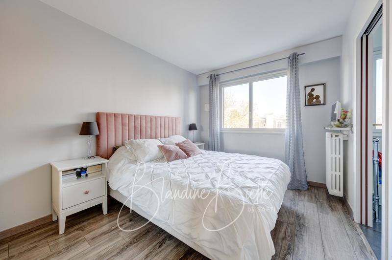 Appartement - 96 m² - 5 pièces