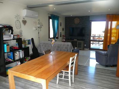 Maison - 159 m² - 6 pièces