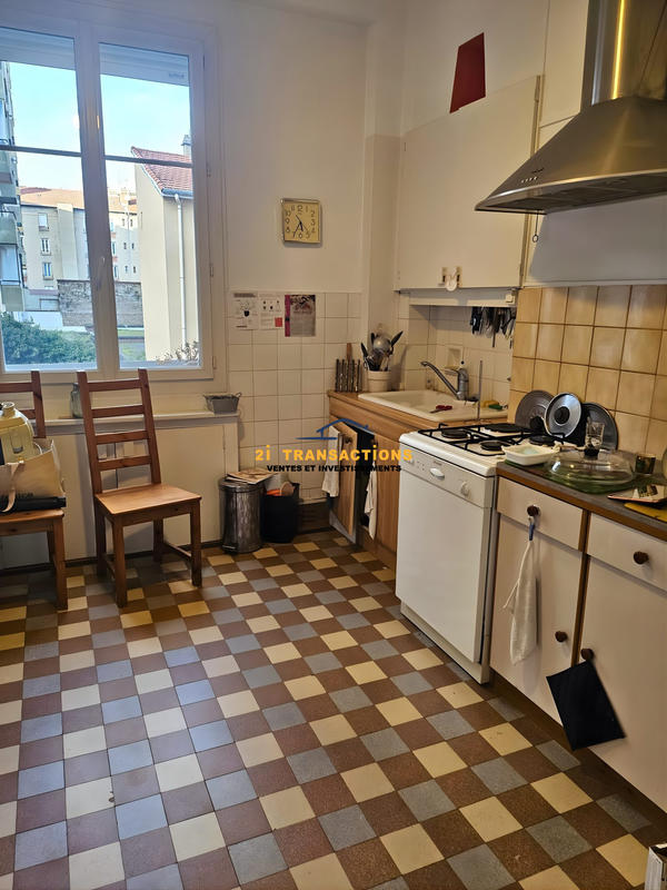Appartement - 80 m² - 3 pièces