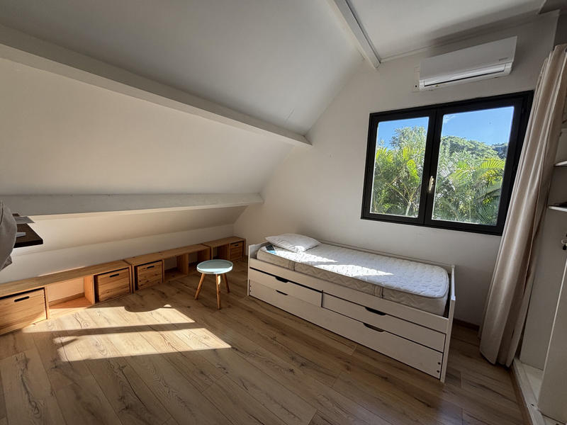 Villa - 95 m² - 5 pièces