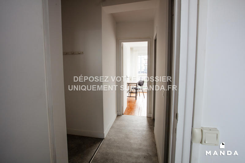 Chambre - 12 m² - 4 pièces