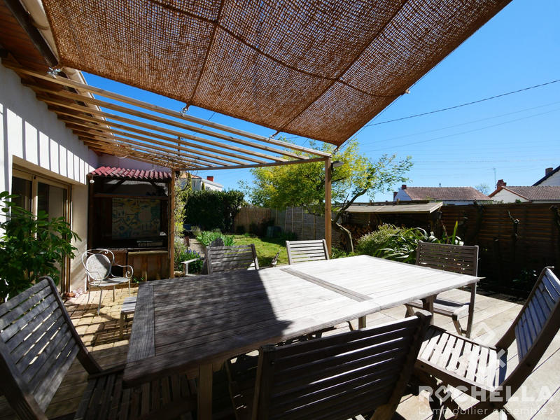 Maison - 140 m² - 5 pièces