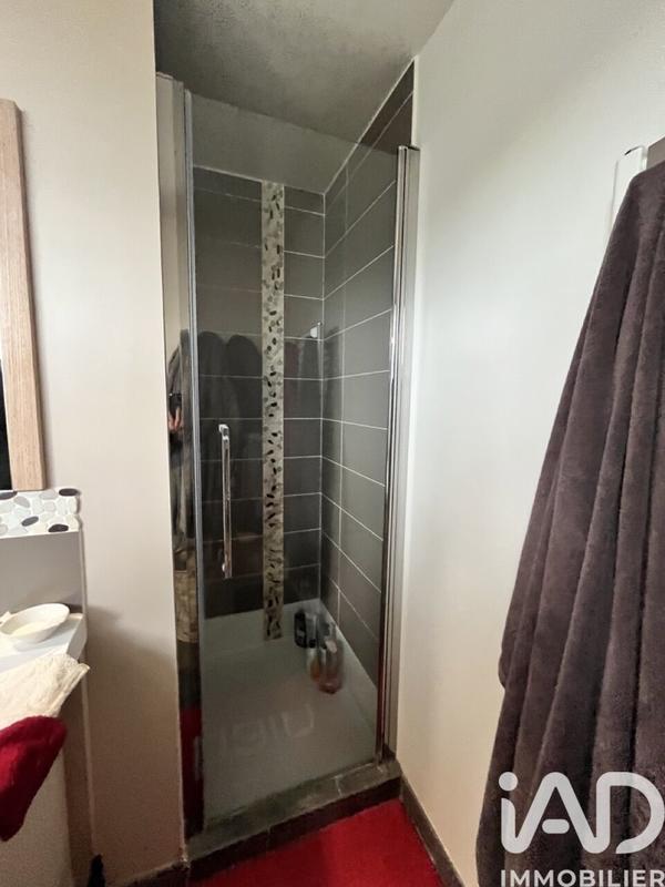 Maison - 180 m² - 6 pièces